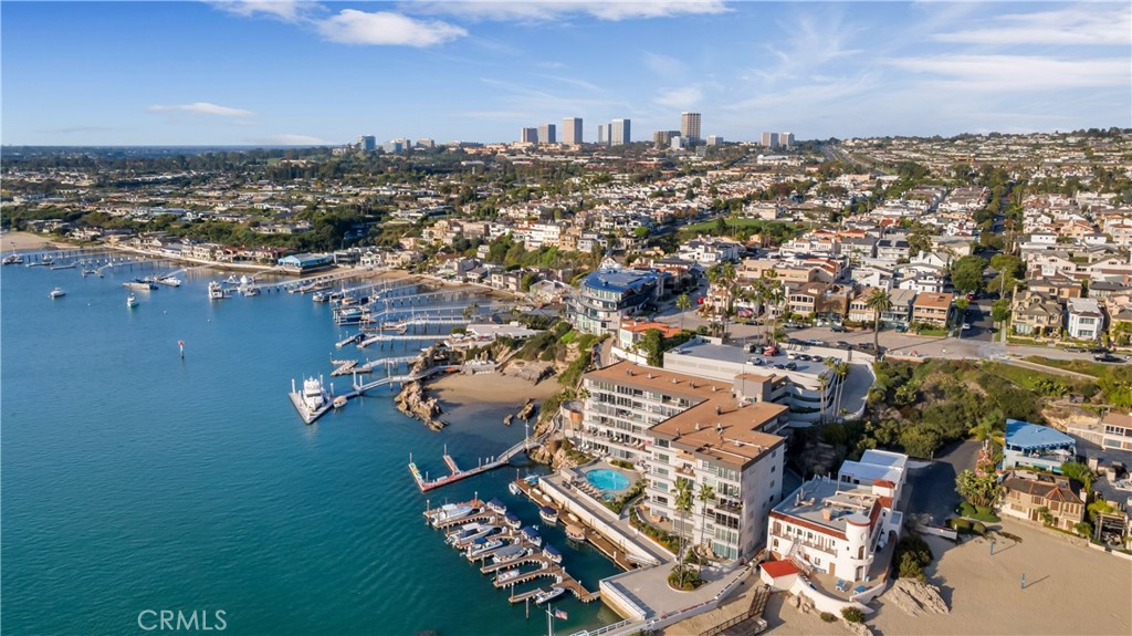 Sailhouse (SAIL) - Residential