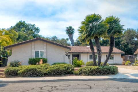 Photo of 1348 Via Christina, Vista, CA 92084 (MLS # 260016680SD)