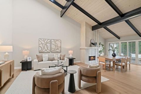 Photo of 184 Sand Hill Circle, Menlo Park, CA 94025 (MLS # ML82034798)