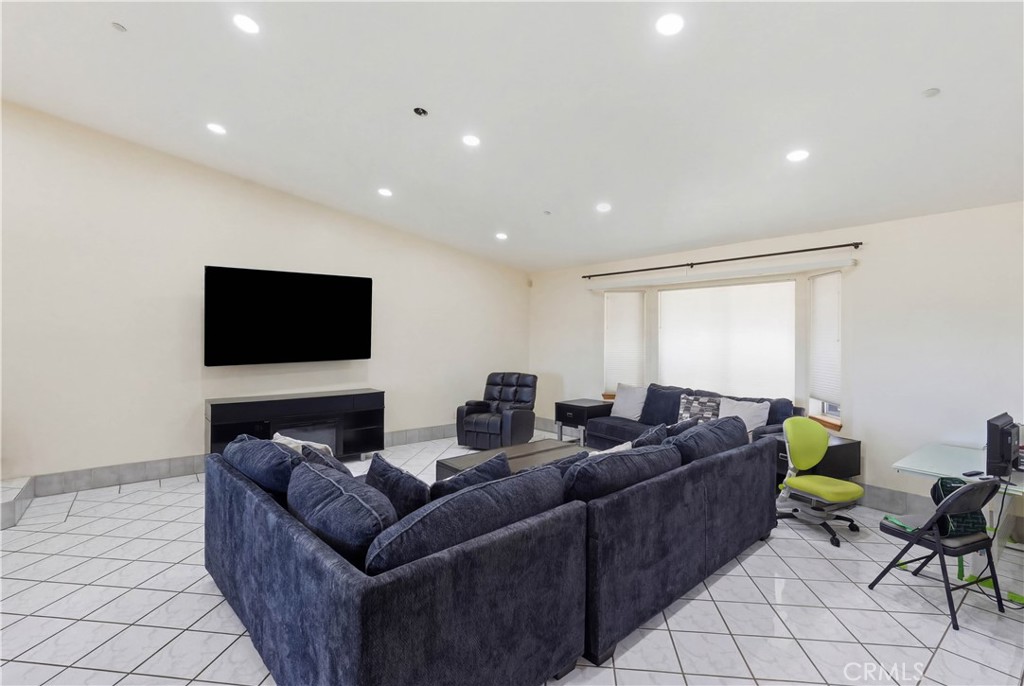 10707 Mines Ranch Rd