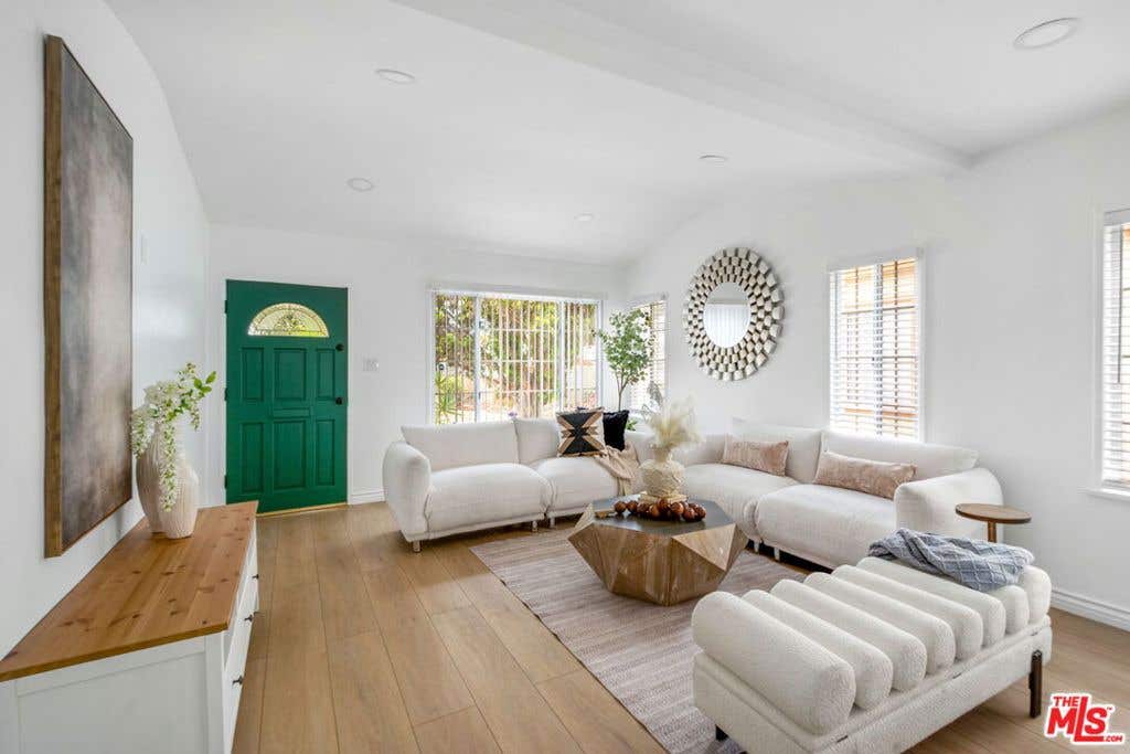 Photo of 4137 W 58th Place, Los Angeles, CA 90043 (MLS # 26860673)