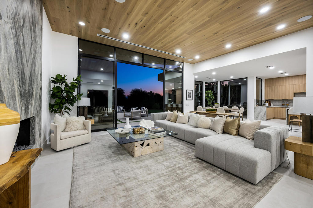 137 Kiva Drive Drive