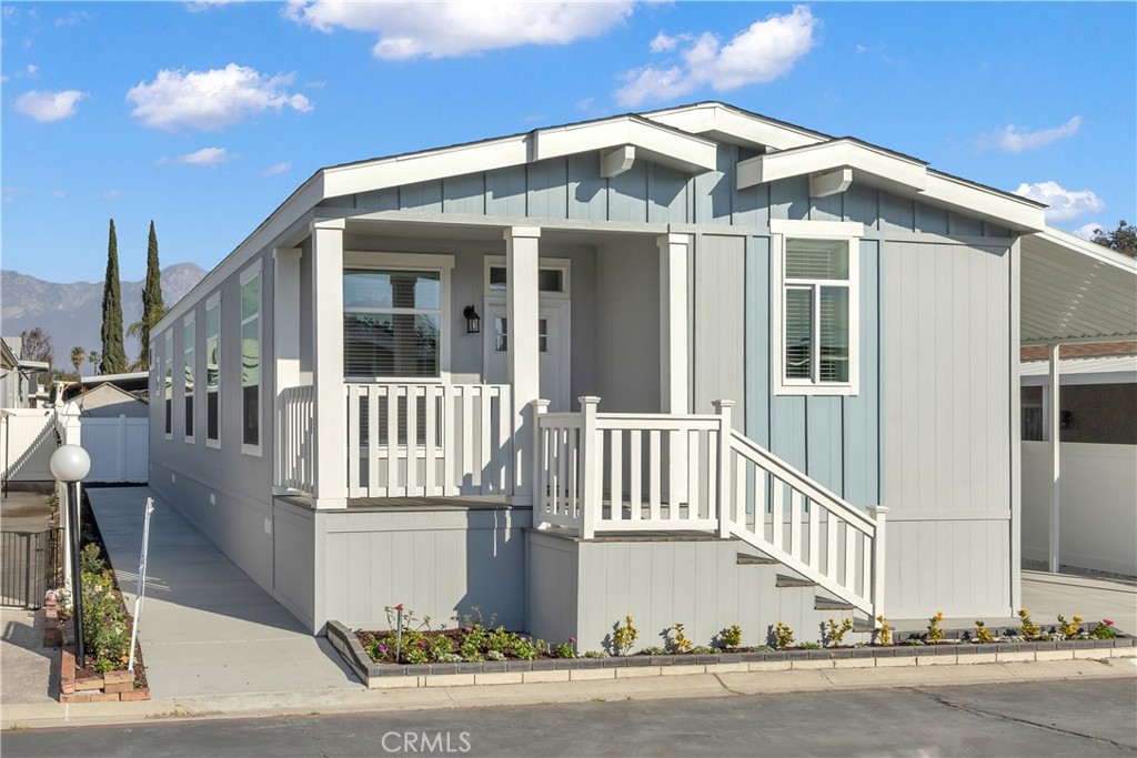 2139 E 4th Street 244