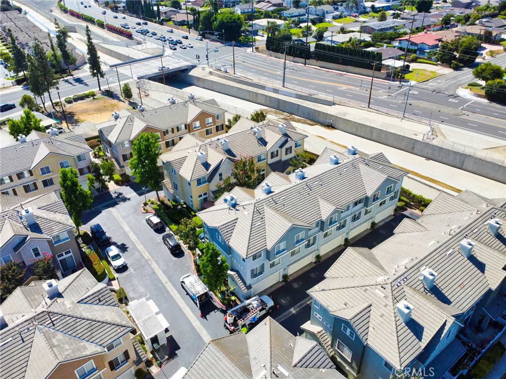 9 Coveside Court