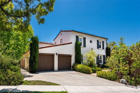 Photo of 30 Trumpet Vine, Irvine, CA 92603 (MLS # OC26121031)