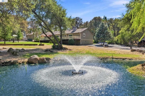 Photo of 1644 Hidden Valley Ln LN, Auburn, CA 95602 (MLS # 41151667)