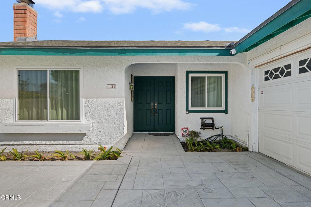 1126 Lawrence Way
