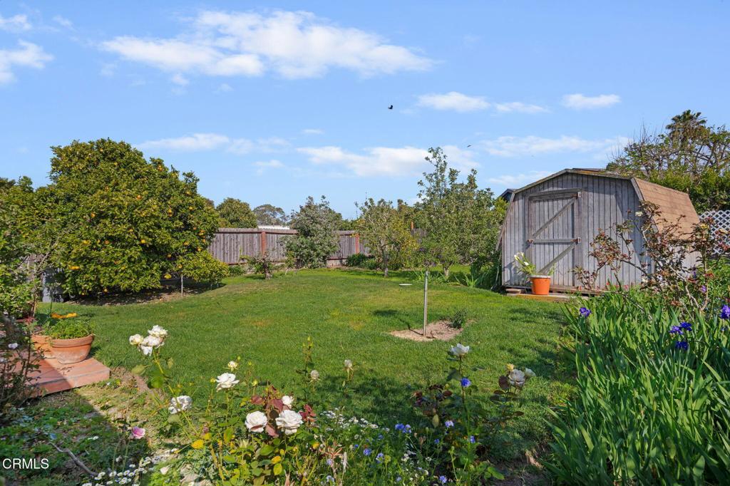 1126 Lawrence Way