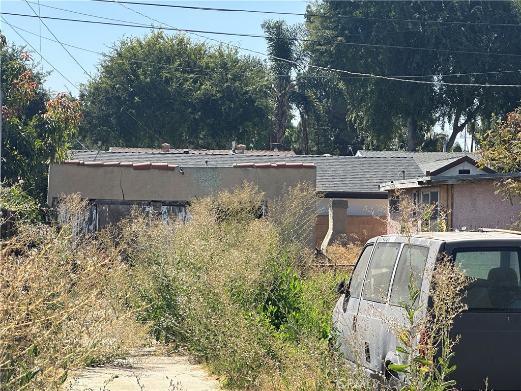 7823 Walnut Drive