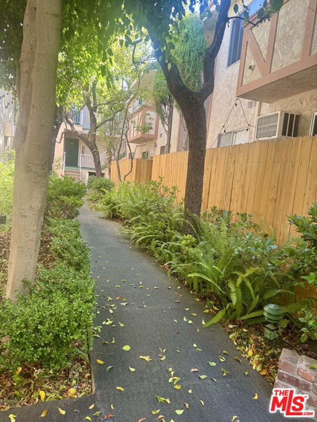 Photo of 12030 Rochester Avenue #207, Los Angeles, CA 90025 (MLS # 25593367)