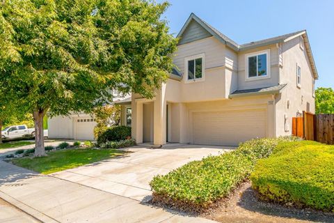 2500 Almanor Drive Tracy CA 95304