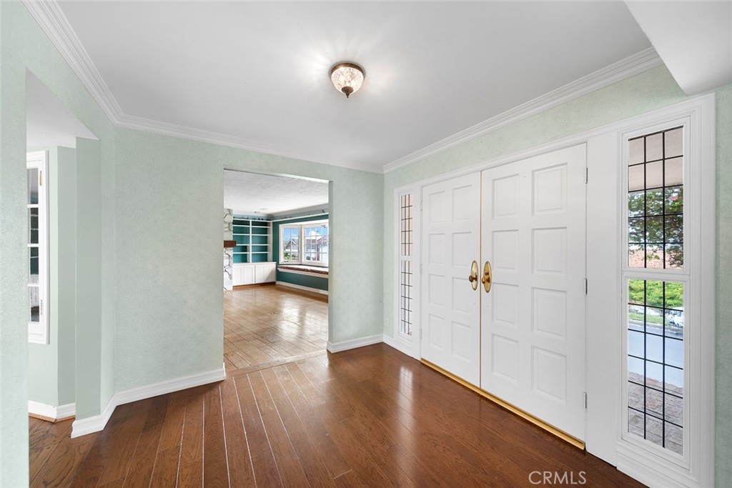 905 Emerald Bay