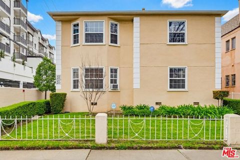 Photo of 1255 S Crescent Heights Boulevard, Los Angeles, CA 90035 (MLS # 26652653)