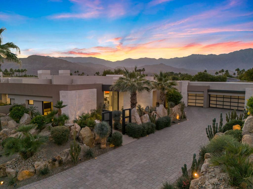 1 Sterling Ridge Drive