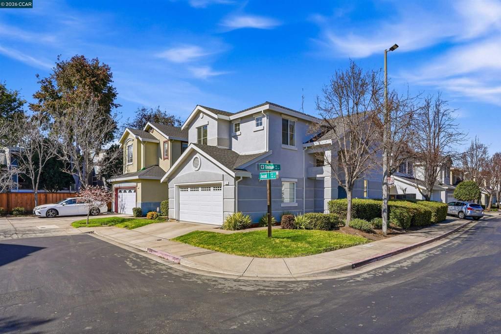 Photo of 1 1 Avocet Ct Ct, Alameda, CA 94501 (MLS # 41123654)