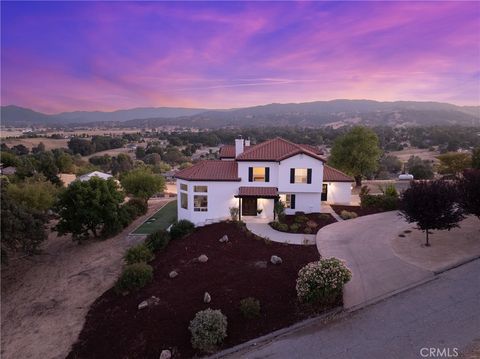 14790 Round Mountain Atascadero CA 93422