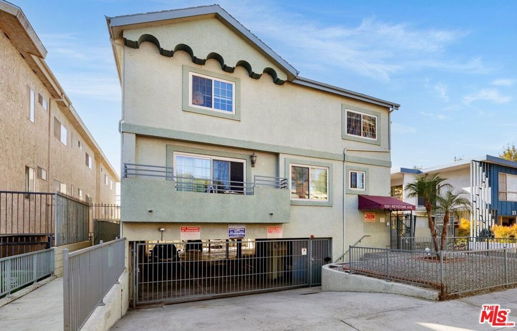 listing image 130725970385576913036
