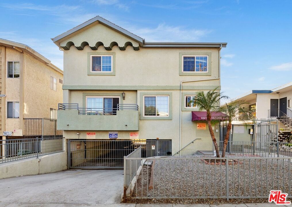 Properties 2 3321 Keystone Avenue