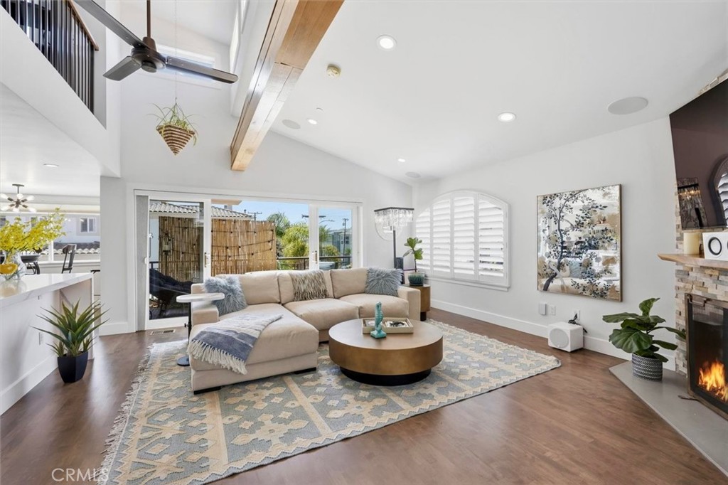 130 Monterey Boulevard