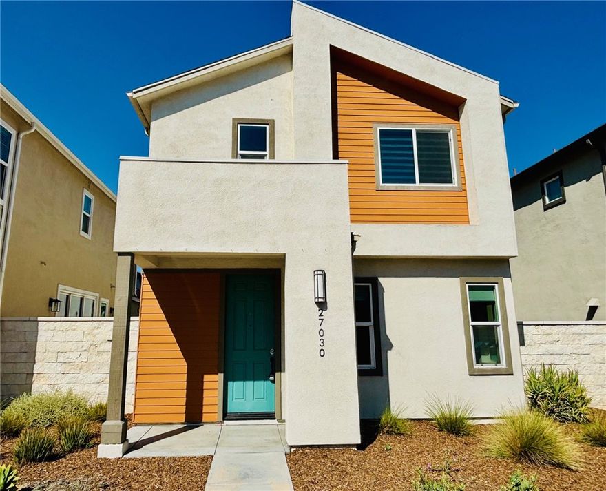 Home For Rent In the new community of Five Points, Valencia. This beautiful home was built in 2022 and has 3 large bedrooms and 2 bathrooms. Recessed lighting throughout. New vinyl throughout downstairs, staircase, and upstairs hallway. Open Kitchen w/ white quartz countertops, center island, stainless steel appliances, under cabinet lighting, pantry, & plenty of cabinet space. Large living room w/ lots of windows making the home light & bright. Low utility costs w/ solar panels on roof. Community pool and spa. Rec center. Confluence park and six flags magic mountain in walking distance. Rent at only $3,999 per month.
