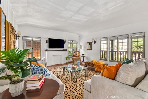 Photo of 8246 4th Street, Los Angeles, CA 90048 (MLS # TR25268063)