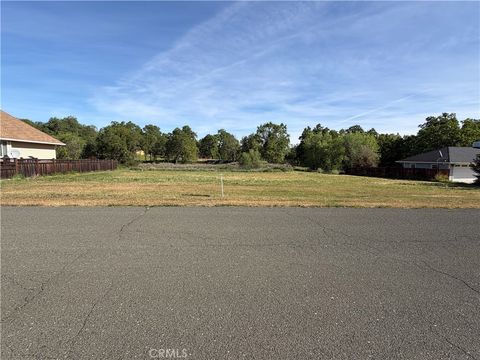 Photo of 1100 Oak Park Way, Lakeport, CA 95453 (MLS # LC26074208)