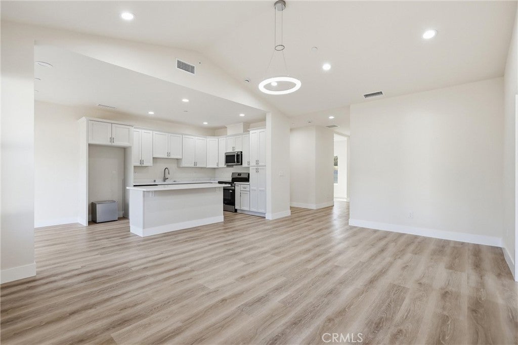 1621 Conners Court