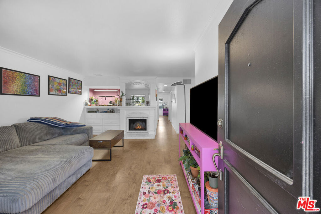 9066 Candlestick Lane 5