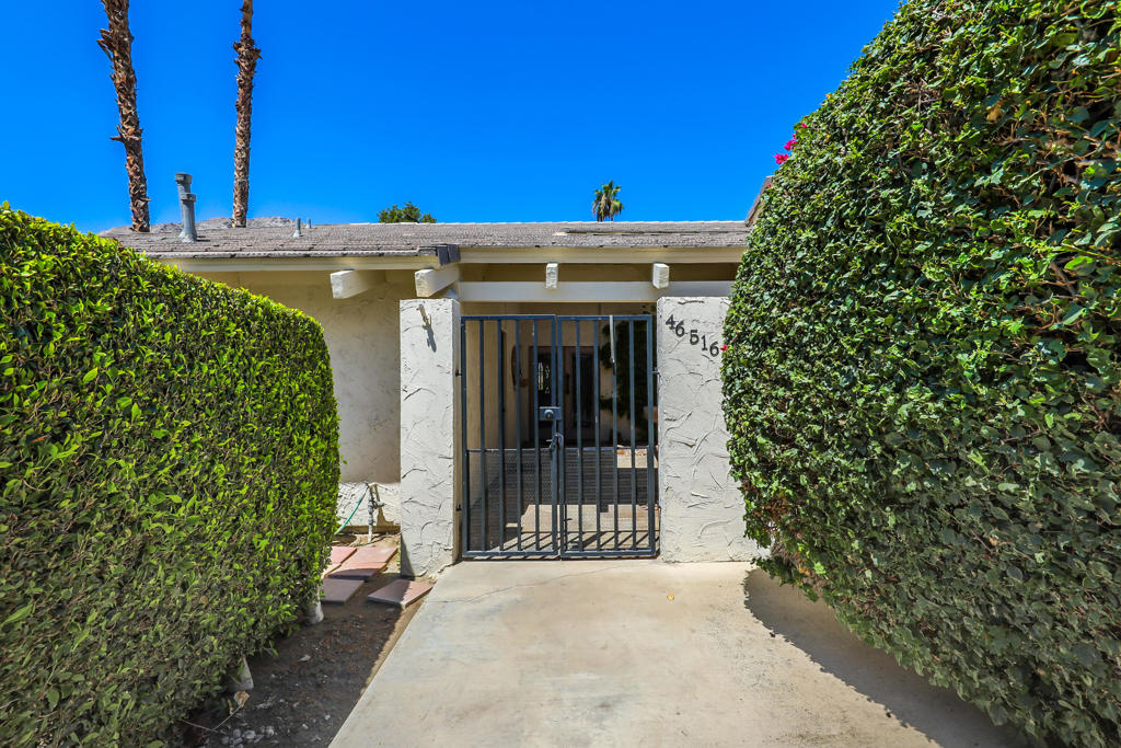 46516 Arapahoe Drive