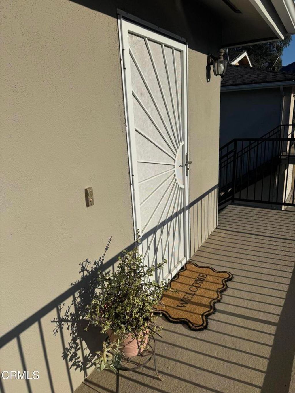 Photo of 506 Avenida De La Plata, Thousand Oaks, CA 91320 (MLS # V1-35711)