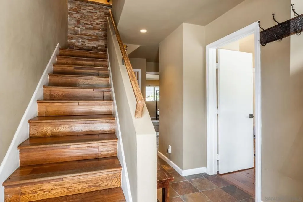 Mammoth Lakes, California 93546, United States, 3 Bedrooms Bedrooms, ,3 BathroomsBathrooms,Residential,Active,171468