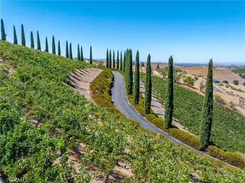 Tiny photo for 725 Spring Creek Way, Templeton, CA 93465 (MLS # NS25170230)