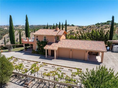 Tiny photo for 725 Spring Creek Way, Templeton, CA 93465 (MLS # NS25170230)