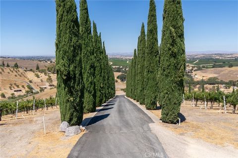 Tiny photo for 725 Spring Creek Way, Templeton, CA 93465 (MLS # NS25170230)