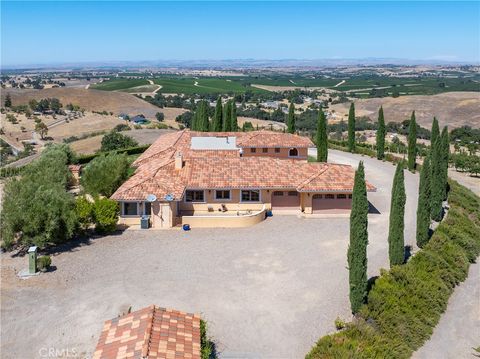 Tiny photo for 725 Spring Creek Way, Templeton, CA 93465 (MLS # NS25170230)