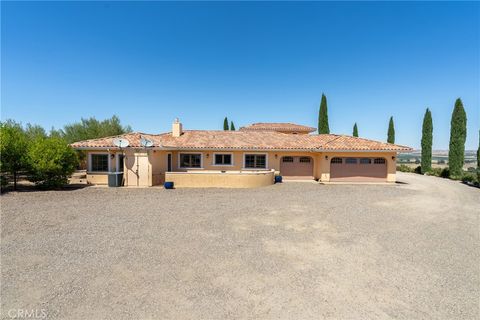 Tiny photo for 725 Spring Creek Way, Templeton, CA 93465 (MLS # NS25170230)