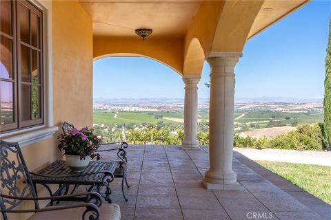 Tiny photo for 725 Spring Creek Way, Templeton, CA 93465 (MLS # NS25170230)