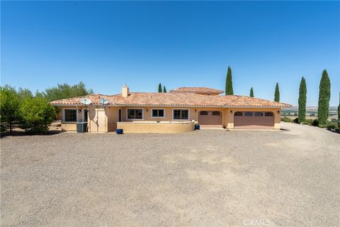 Tiny photo for 725 Spring Creek Way, Templeton, CA 93465 (MLS # NS25170230)
