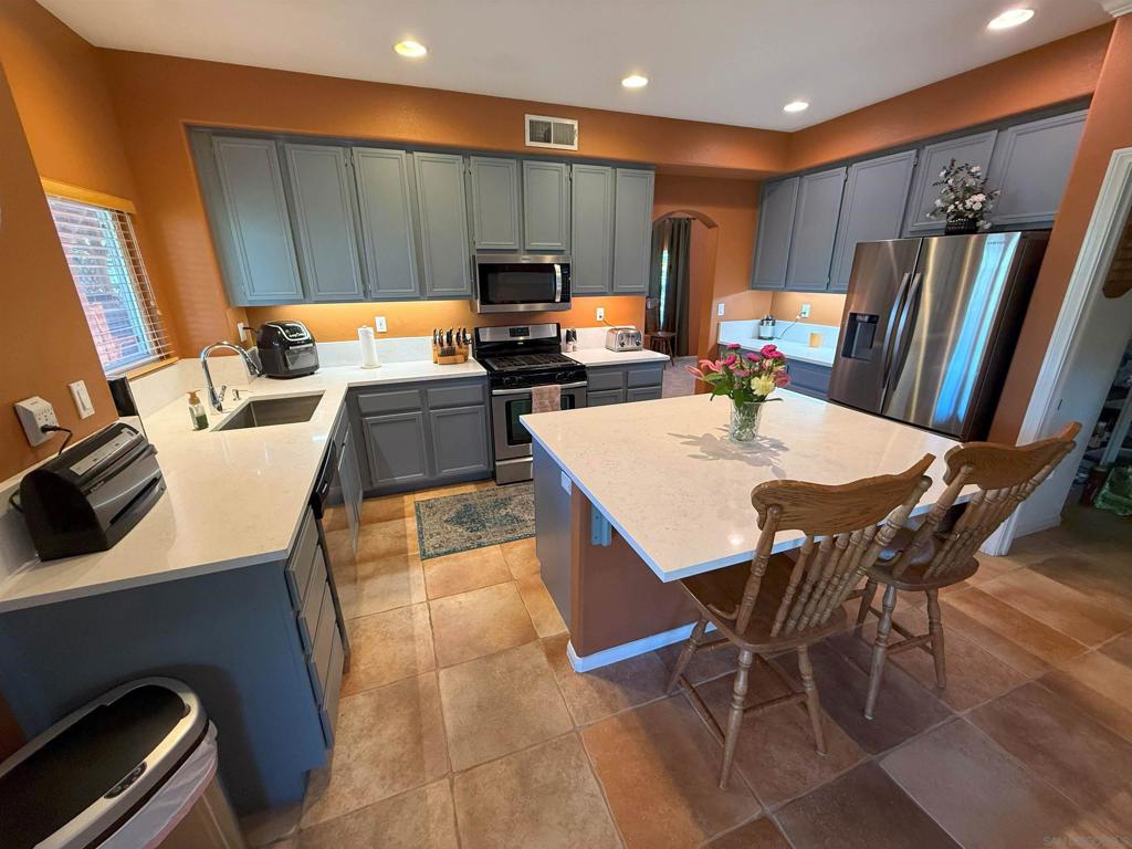 10146 Lauren Way