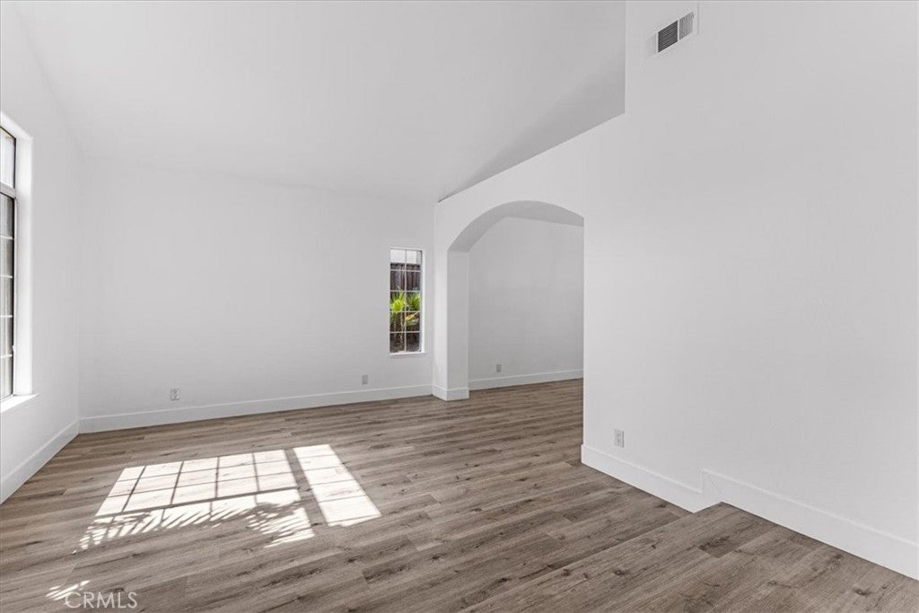 718 Saint Helena
