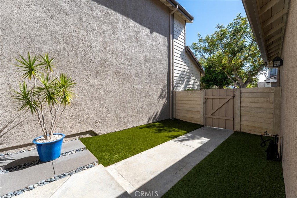 24485 Sutton Lane