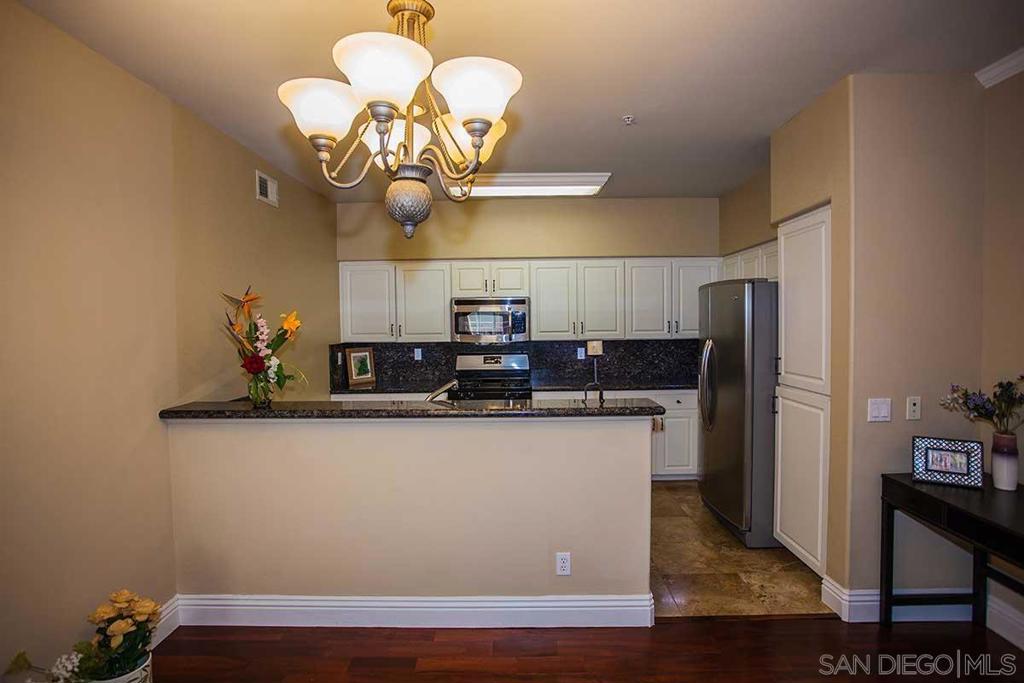 12362 Carmel Country Rd G208