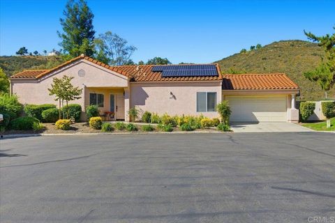 1827 Congressional Escondido CA 92026