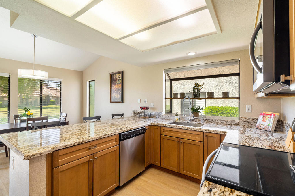 Palm Desert Resort C - Residential Lease