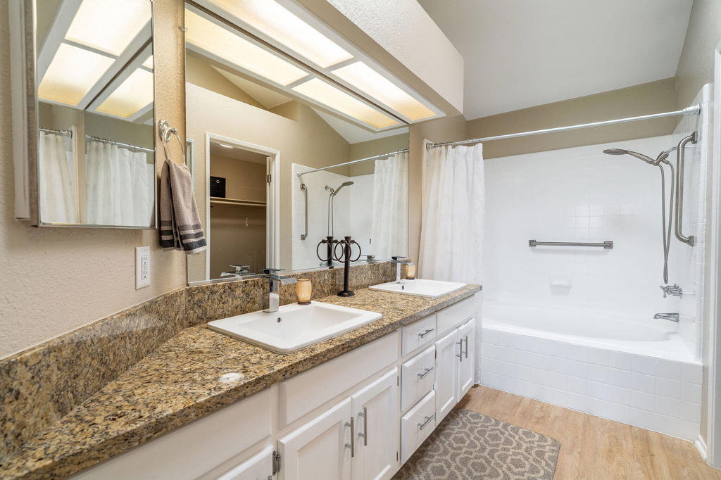 Palm Desert Resort C - Residential Lease