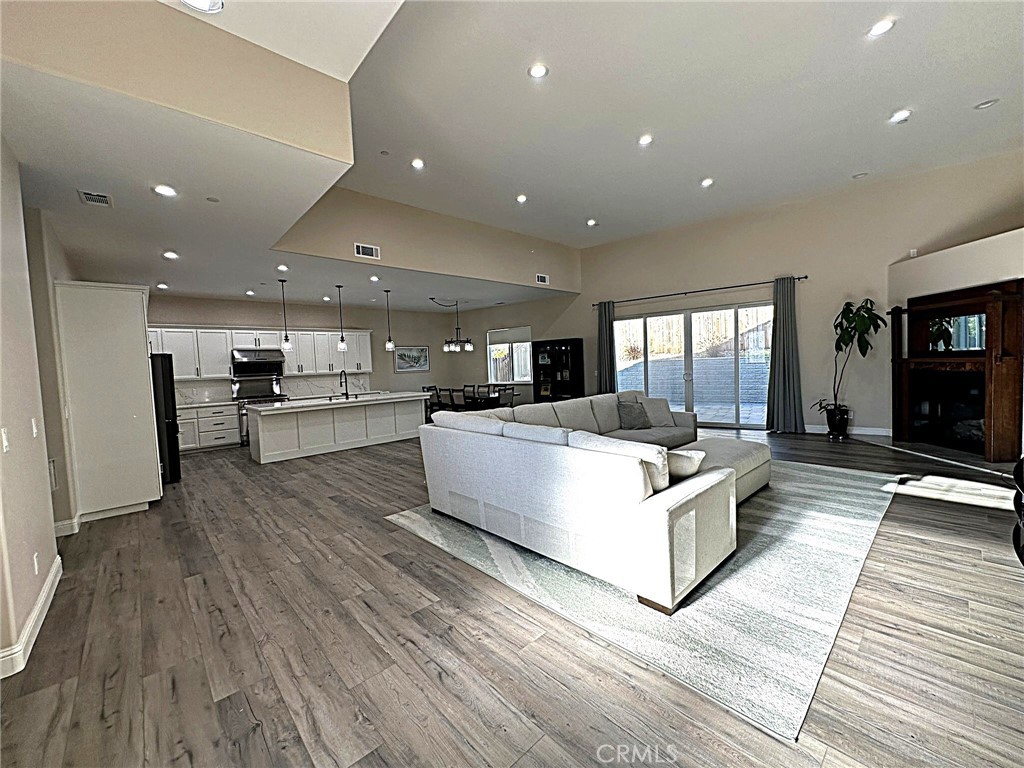 4654 Hummel Drive
