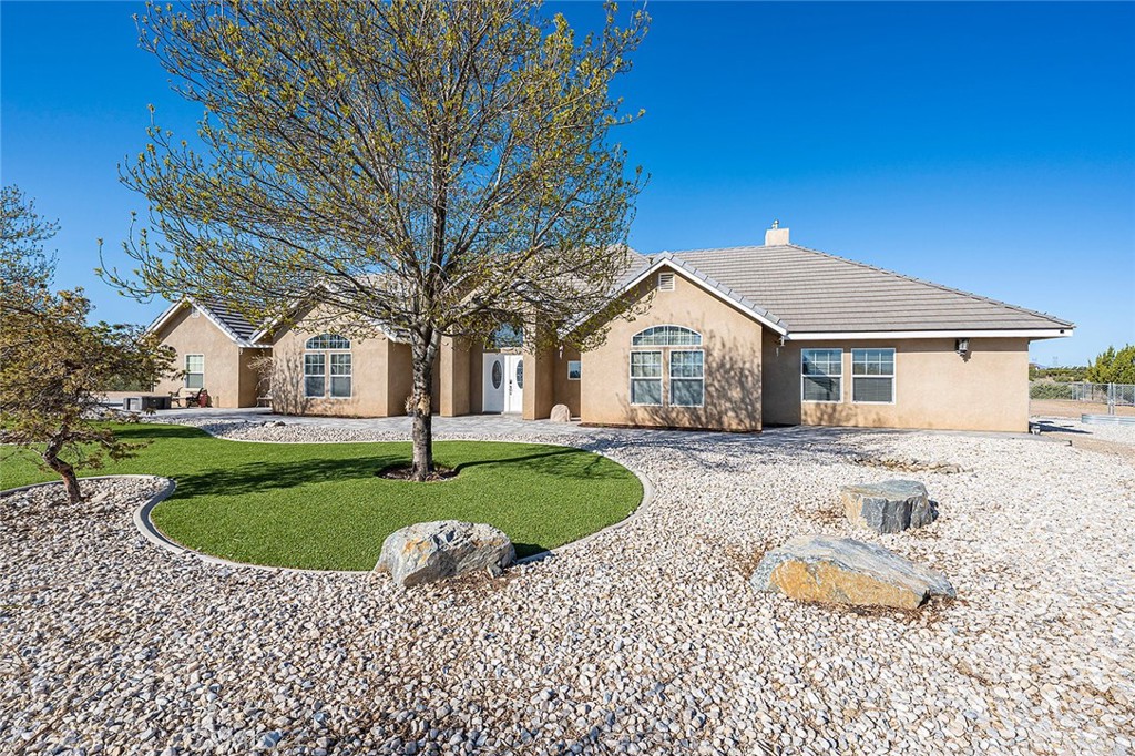 7922 Los Palmas Drive