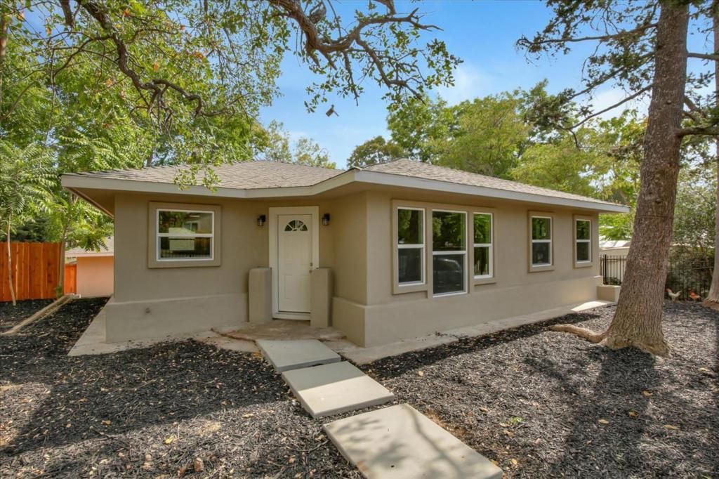 Photo of 8044 Sacramento Street, Fair Oaks, CA 95628 (MLS # ML82039075)