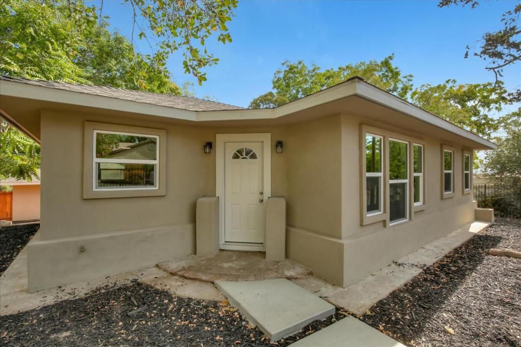 Photo of 8044 Sacramento Street, Fair Oaks, CA 95628 (MLS # ML82039075)