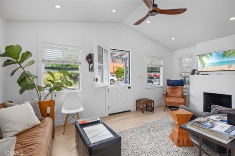 Photo of 371 Park Ave, Laguna Beach, CA 92651 (MLS # LG26042055)